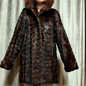Elegant Brown Real Fur Coat